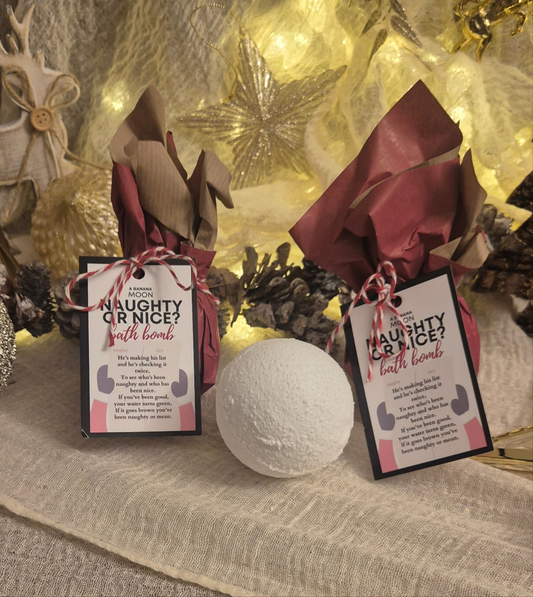 Santa's List Bath Bomb